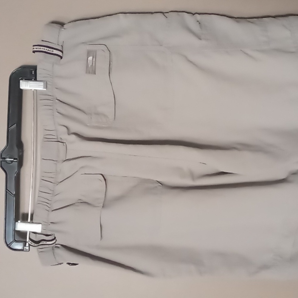The North Face 9 Pocket Cargo Pants w Removable Pant Legs and Side Zippers XL - Picture 8 of 9